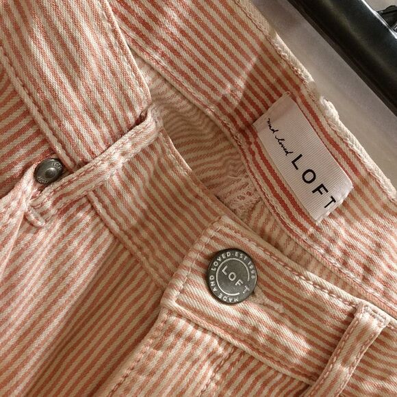 Loft Skinny Size 26 Crop Raw Hem Capri / Ankle Pants Side Slit - Picture 1 of 8